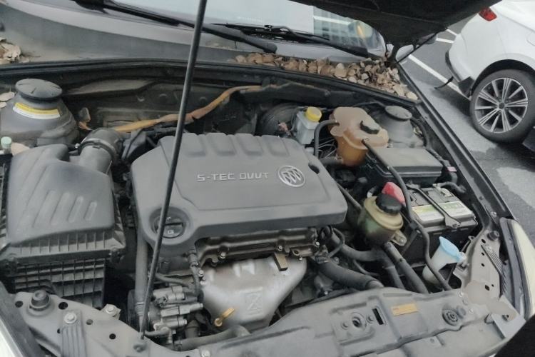 Used Buick Excelle 2013 1.5L Automatic Classic Model Engine Bay