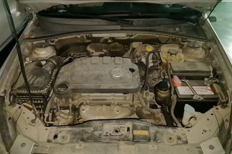 Used Buick Excelle 2013 1.5L Automatic Luxury Model Engine Bay