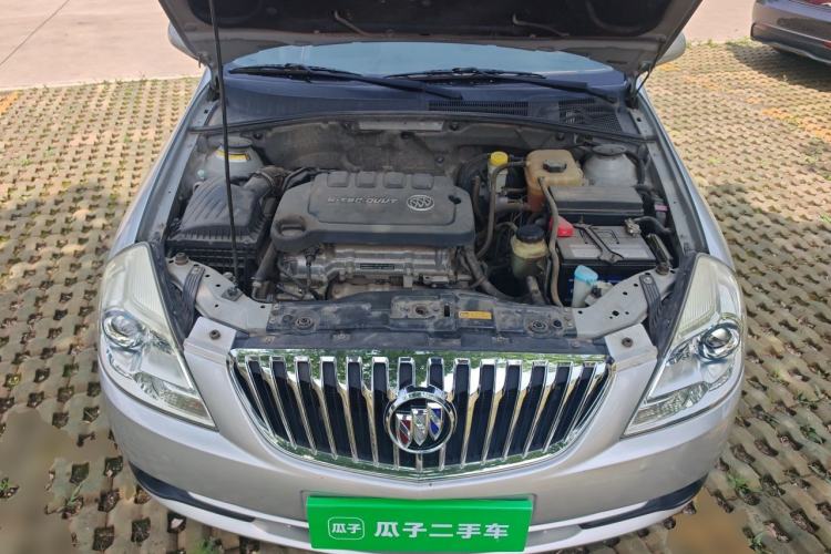 Used Buick Excelle 2013 1.5L Manual Classic Model Engine Bay