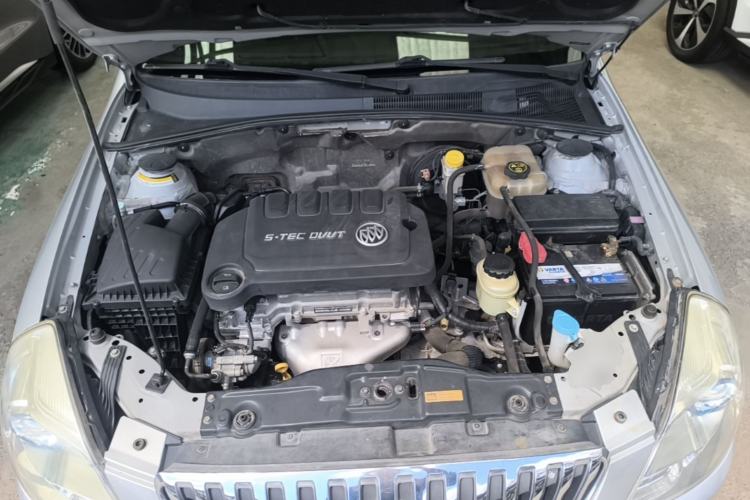 Used Buick Excelle 2013 1.5L Automatic Classic Model Engine Bay