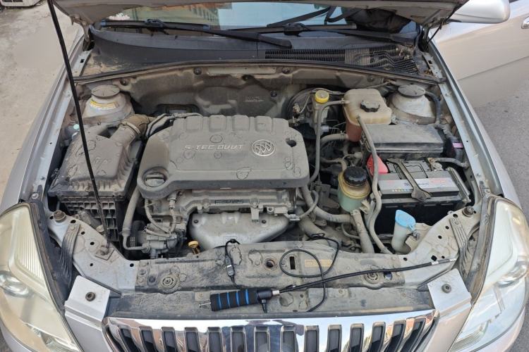 Used Buick Excelle 2013 1.5L Automatic Classic Model Engine Bay