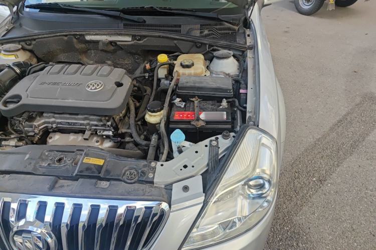 Used Buick Excelle 2013 1.5L Automatic Classic Model Engine Bay Left