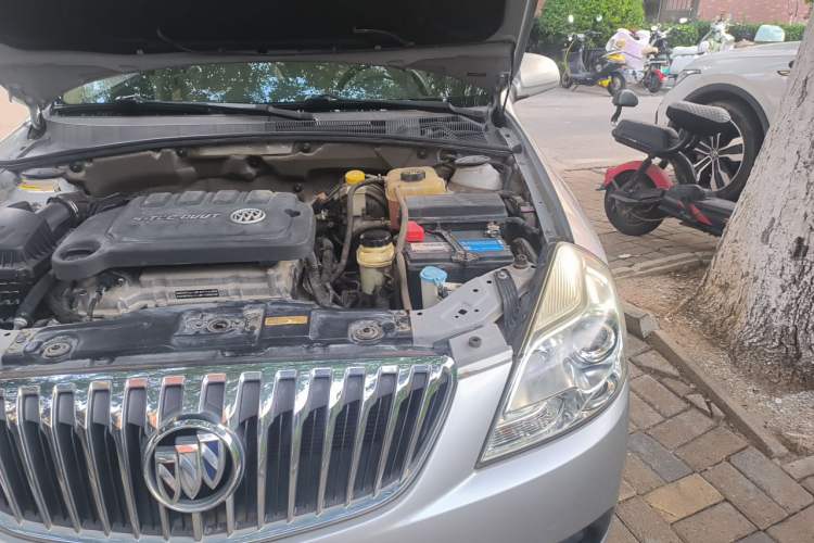 Used Buick Excelle 2013 1.5L Automatic Classic Model Engine Bay Left