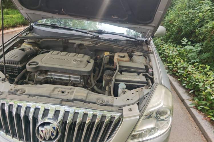 Used Buick Excelle 2013 1.5L Automatic Classic Model Engine Bay Left