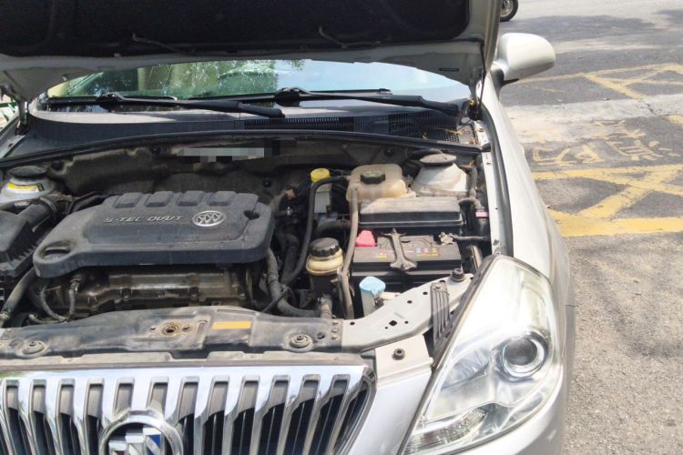 Used Buick Excelle 2013 1.5L Automatic Classic Model Engine Bay Left