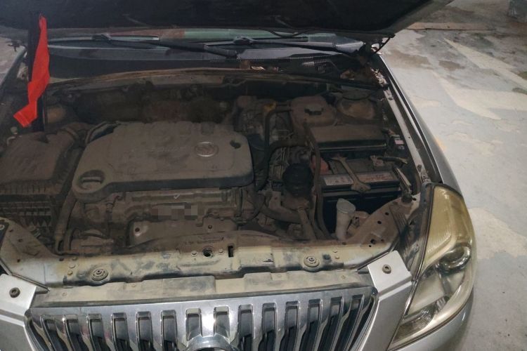Used Buick Excelle 2013 1.5L Automatic Classic Model Engine Bay Left