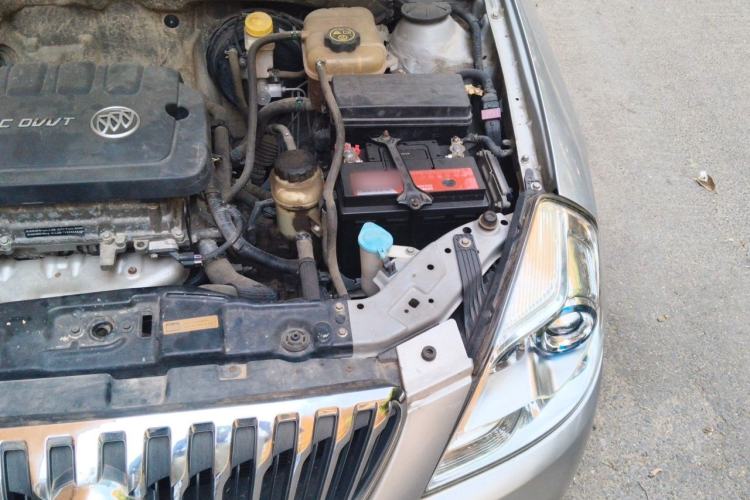 Used Buick Excelle 2013 1.5L Manual Classic Model Engine Bay Left