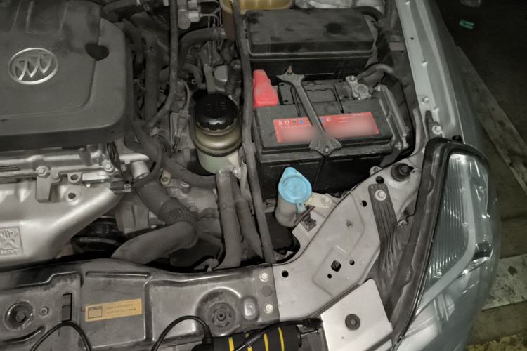 Used Buick Excelle 2013 1.5L Automatic Classic Model Engine Bay Left