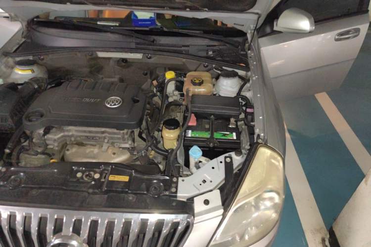 Used Buick Excelle 2013 1.5L Automatic Classic Model Engine Bay Left