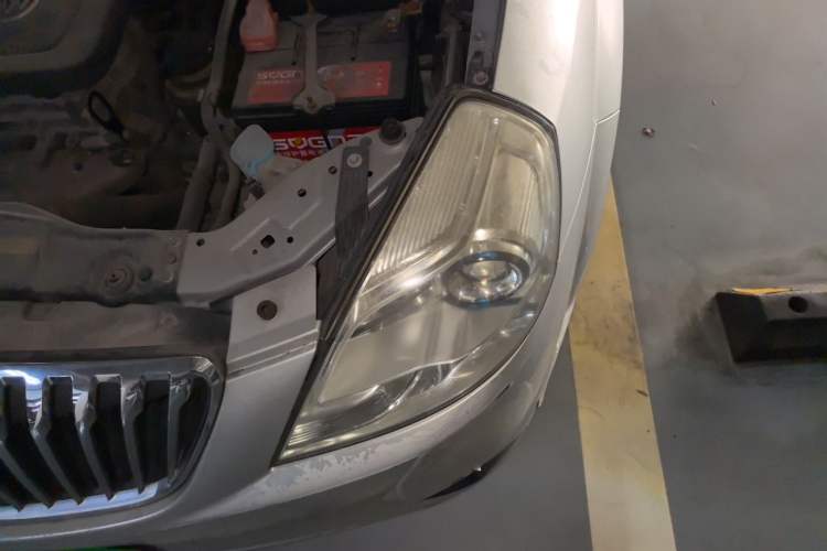 Used Buick Excelle 2013 1.5L Automatic Classic Model Engine Bay Left