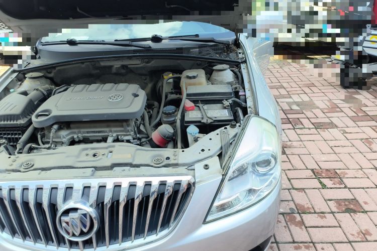 Used Buick Excelle 2013 1.5L Manual Classic Model Engine Bay Left