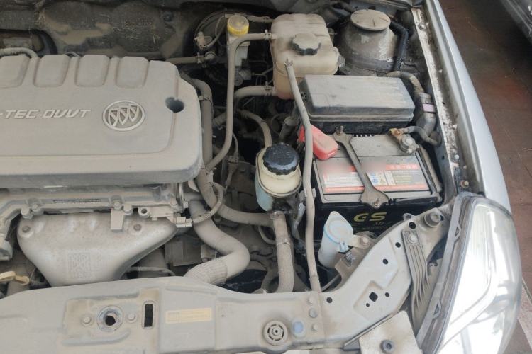 Used Buick Excelle 2013 1.5L Automatic Classic Model Engine Bay Left