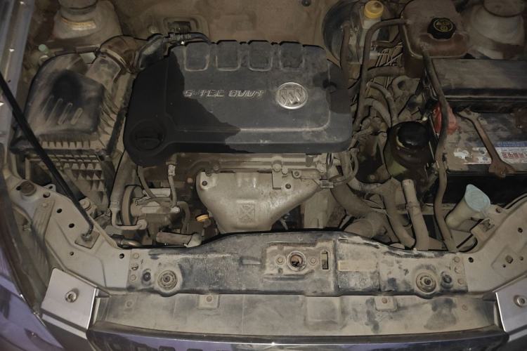 Used Buick Excelle 2013 1.5L Manual Classic Model Engine Bay
