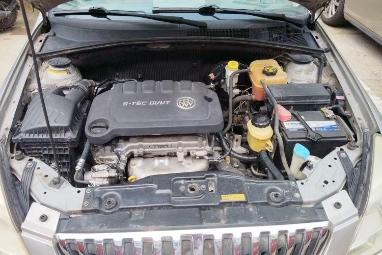 Used Buick Excelle 2013 1.5L Automatic Classic Model Engine Bay