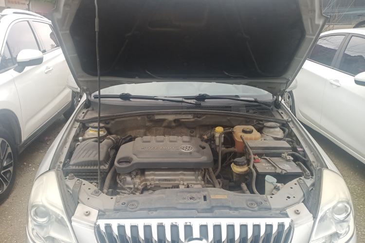 Used Buick Excelle 2013 1.5L Automatic Classic Model Engine Bay