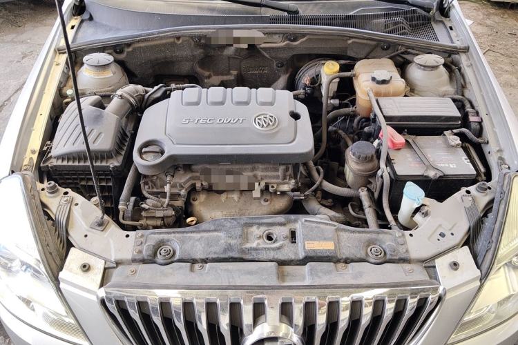 Used Buick Excelle 2013 1.5L Automatic Classic Model Engine Bay