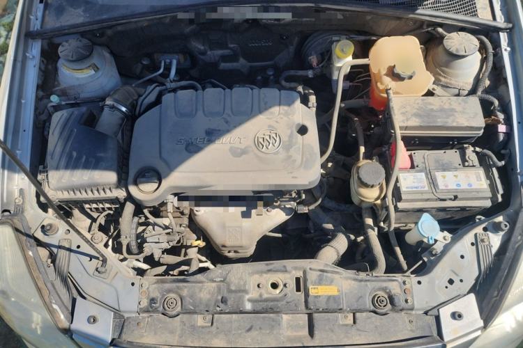 Used Buick Excelle 2013 1.5L Automatic Classic Model Engine Bay