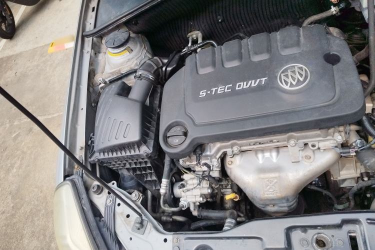 Used Buick Excelle 2013 1.5L Automatic Classic Model Engine Bay Right