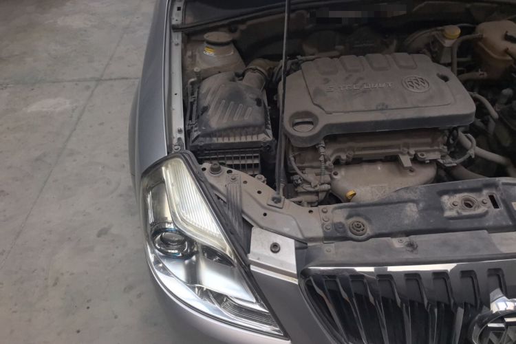 Used Buick Excelle 2013 1.5L Automatic Classic Model Engine Bay Right