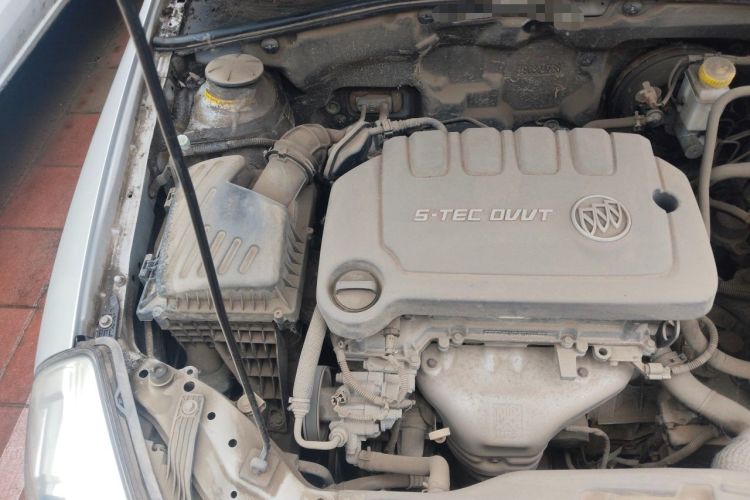 Used Buick Excelle 2013 1.5L Automatic Classic Model Engine Bay Right