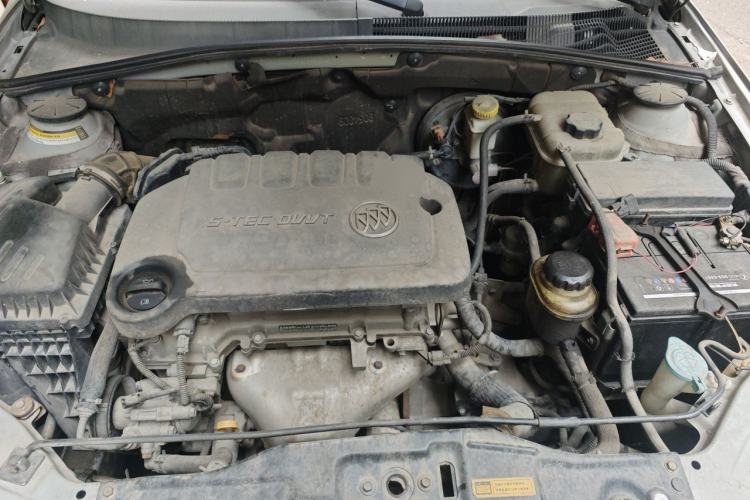 Used Buick Excelle 2013 1.5L Automatic Classic Model Engine Bay
