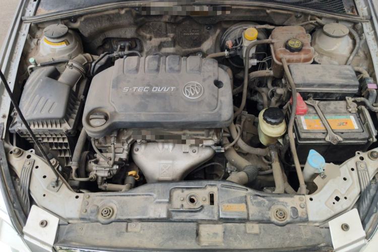 Used Buick Excelle 2013 1.5L Automatic Classic Model Engine Bay