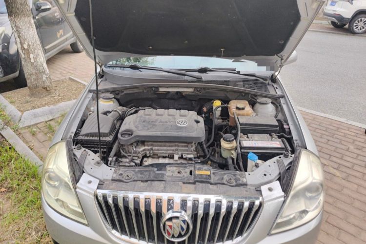 Used Buick Excelle 2013 1.5L Automatic Classic Model Engine Bay