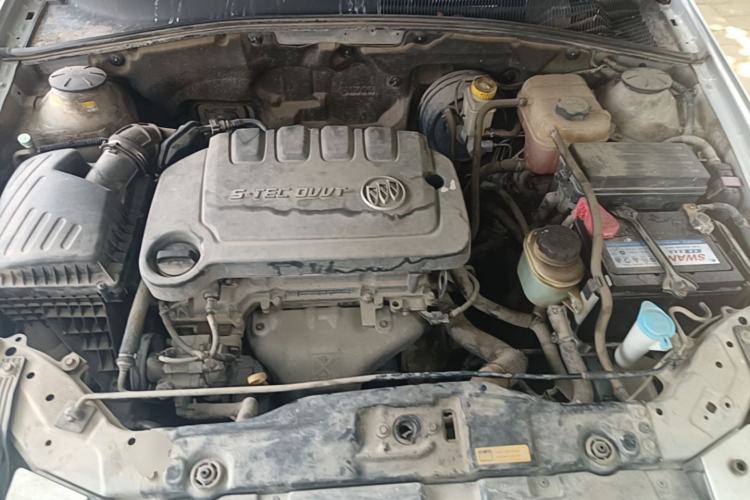 Used Buick Excelle 2013 1.5L Manual Classic Model Engine Bay