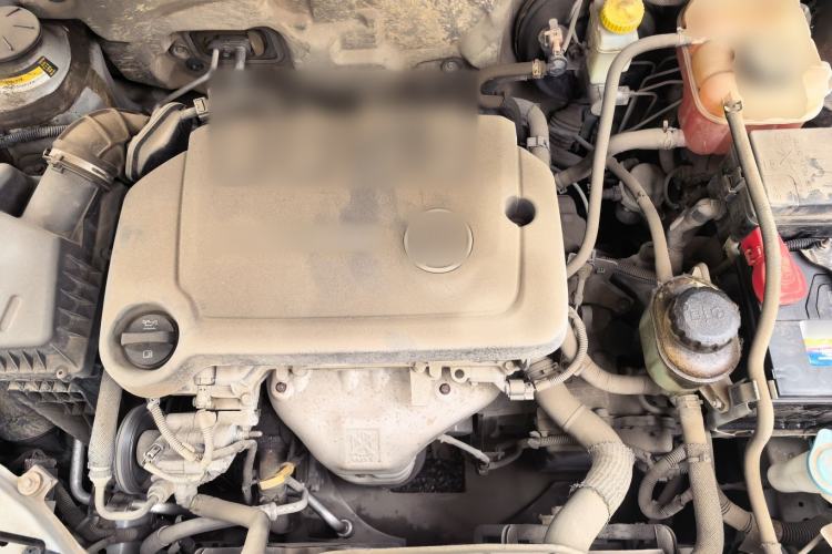 Used Buick Excelle 2013 1.5L Automatic Classic Model Engine Bay