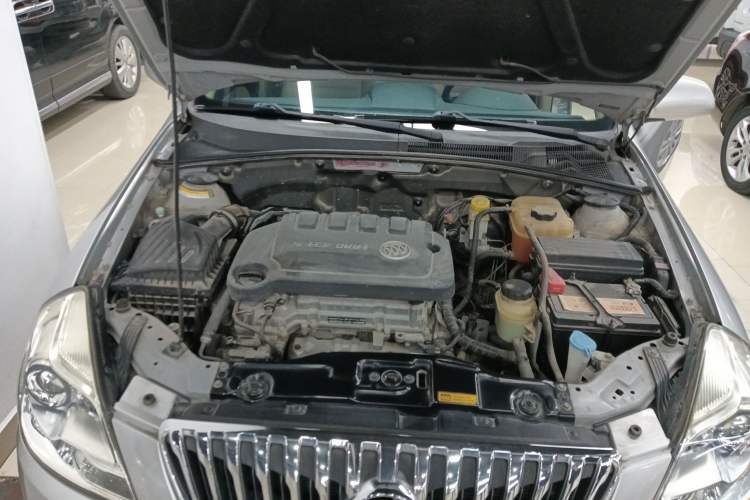 Used Buick Excelle 2013 1.5L Automatic Luxury Model Engine Bay