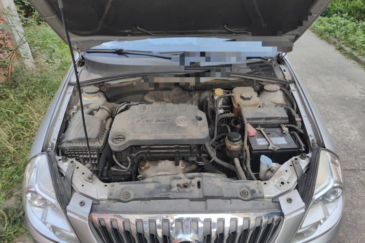 Used Buick Excelle 2013 1.5L Manual Luxury Model Engine Bay