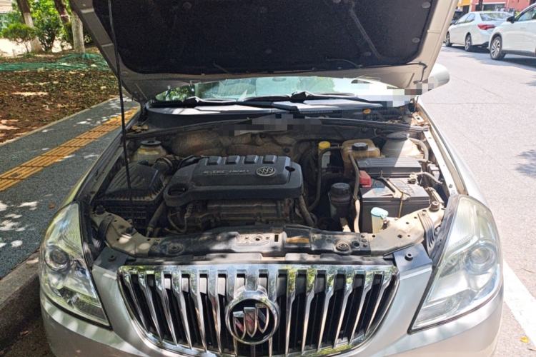 Used Buick Excelle 2013 1.5L Manual Classic Model Engine Bay