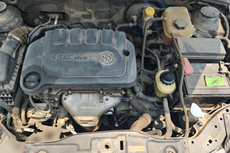 Used Buick Excelle 2013 1.5L Automatic Classic Model Engine Bay