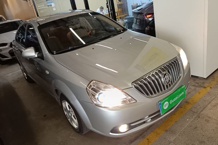 Used Buick Excelle 2013 1.5L Automatic Classic Model Exterior 1