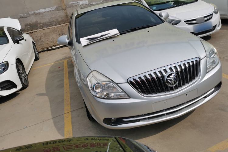 Used Buick Excelle 2013 1.5L Manual Classic Model Exterior 1