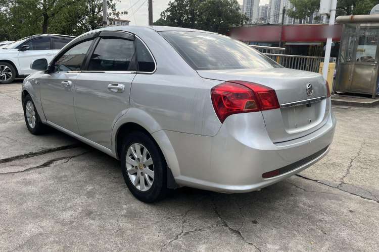Used Buick Excelle 2013 1.5L Automatic Classic Model Exterior 3