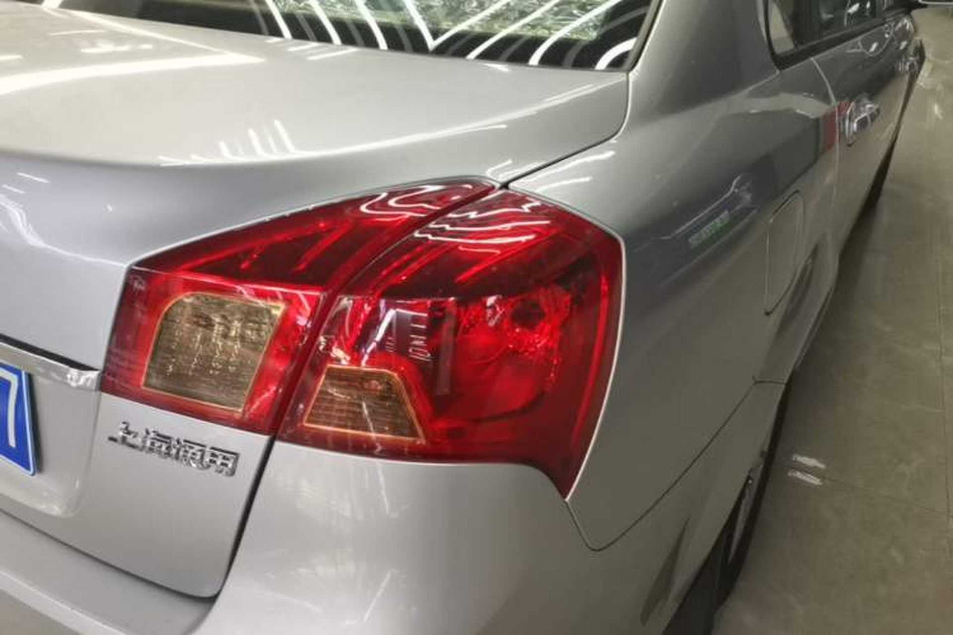 Used Buick Excelle 2013 1.5L Automatic Classic Model Exterior 3