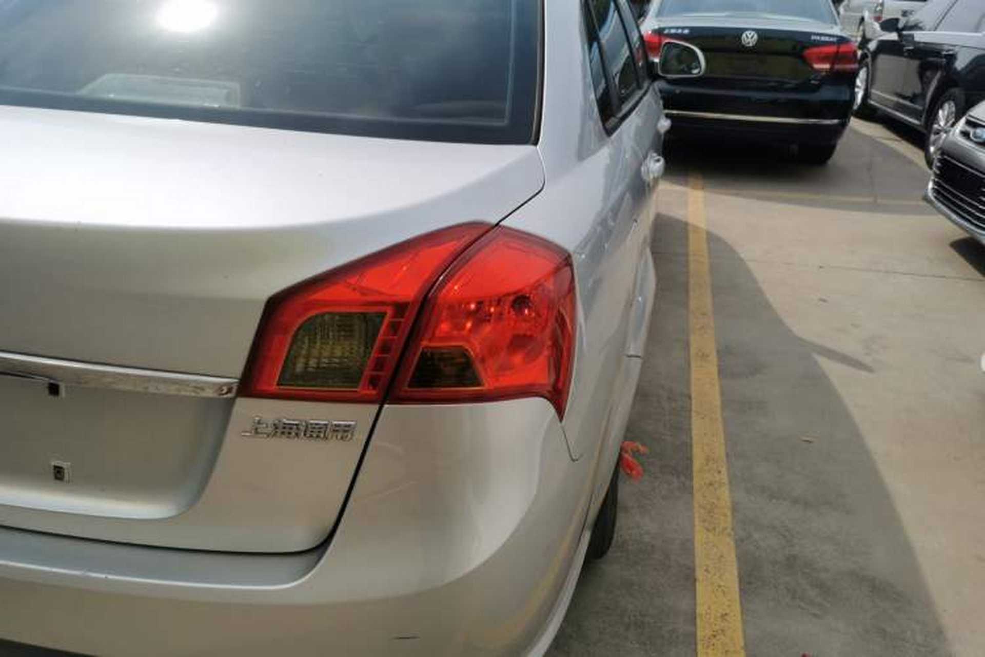 Used Buick Excelle 2013 1.5L Manual Classic Model Exterior 3
