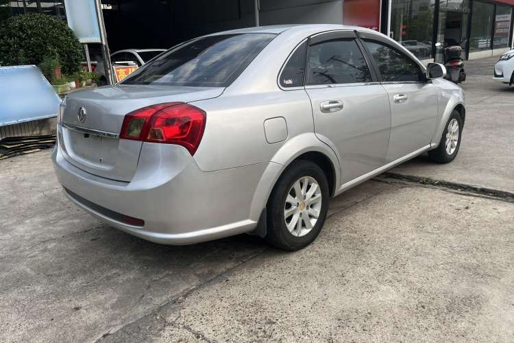 Used Buick Excelle 2013 1.5L Automatic Classic Model Exterior 4