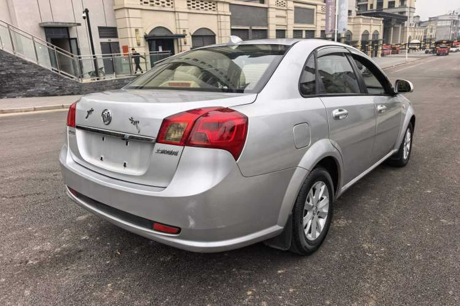 Used Buick Excelle 2013 1.5L Manual Classic Model Exterior 7
