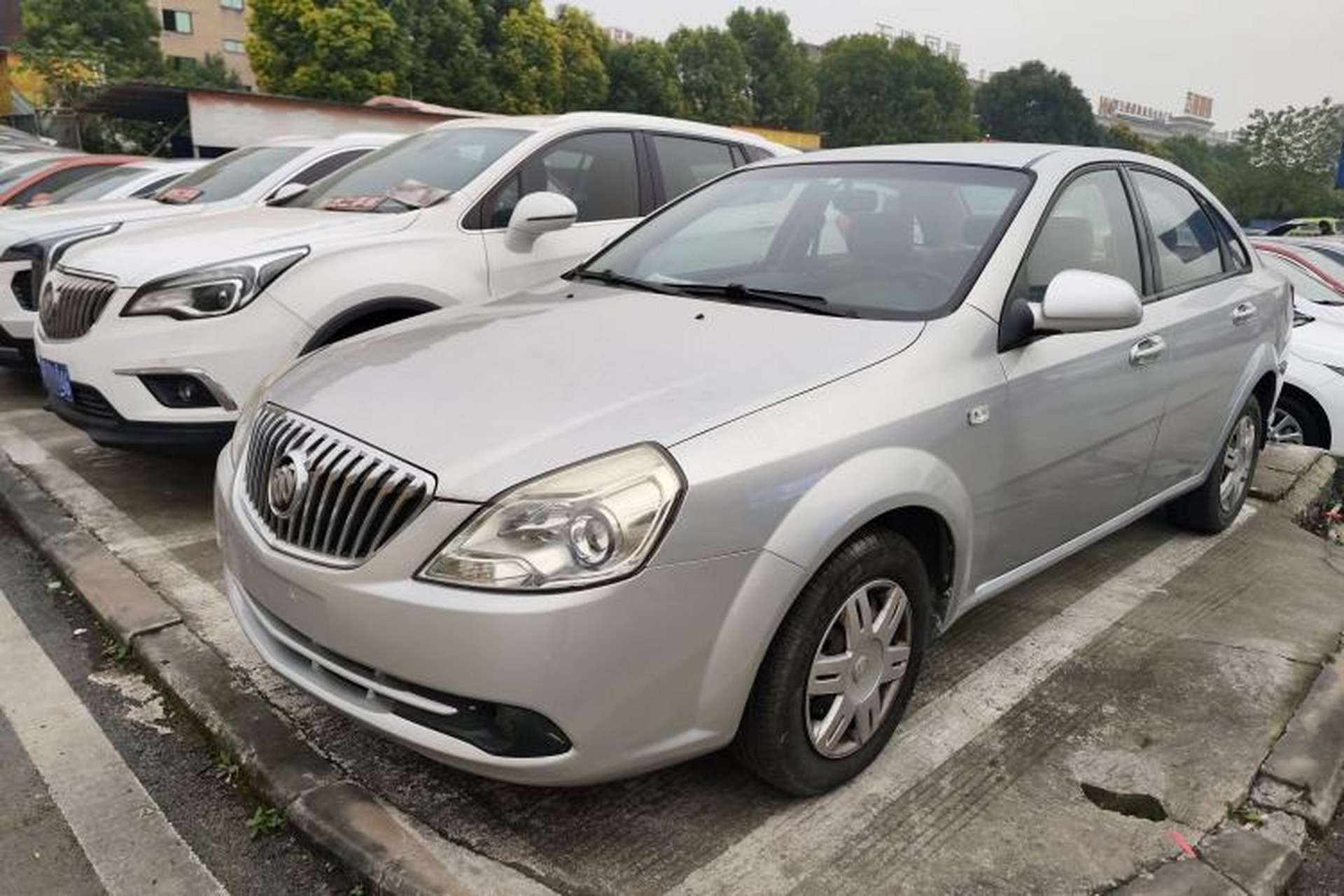 Used Buick Excelle 2013 1.5L Automatic Classic Model Front Left 45 Deg