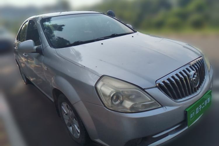 Used Buick Excelle 2013 1.5L Automatic Classic Model Front Right 45 Deg