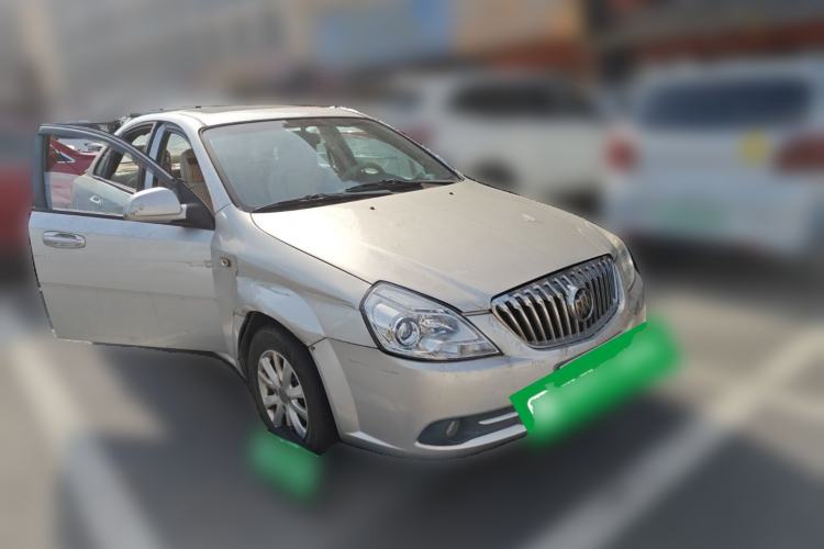 Used Buick Excelle 2013 1.5L Manual Classic Model Front Right 45 Deg
