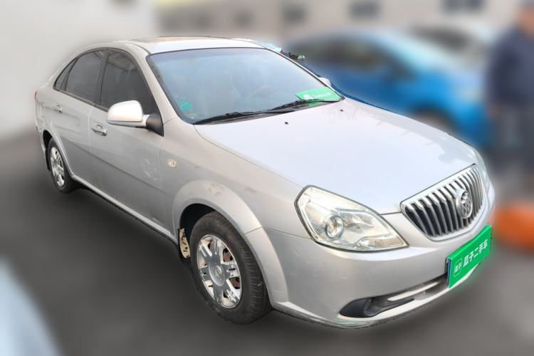 Used Buick Excelle 2013 1.5L Manual Classic Model Front Right 45 Deg
