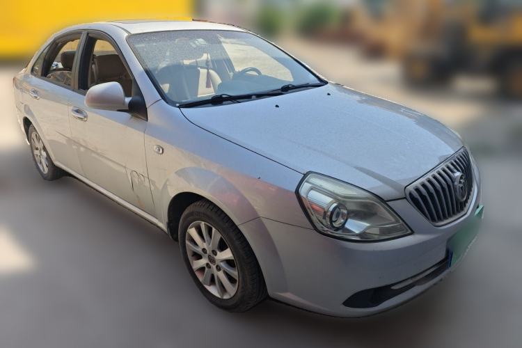 Used Buick Excelle 2013 1.5L Manual Luxury Model Front Right 45 Deg