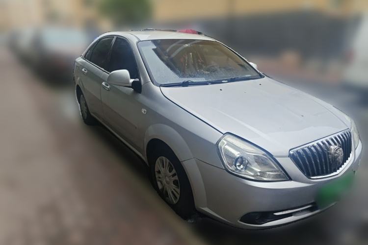 Used Buick Excelle 2013 1.5L Automatic Classic Model Front Right 45 Deg