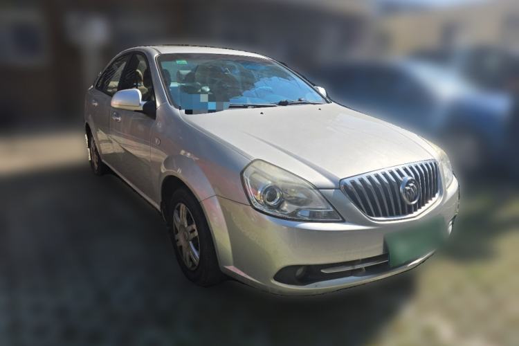 Used Buick Excelle 2013 1.5L Manual Classic Model Front Right 45 Deg