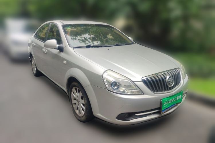 Used Buick Excelle 2013 1.5L Automatic Luxury Model Front Right 45 Deg