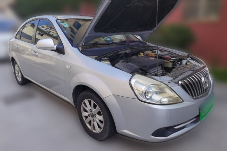 Used Buick Excelle 2013 1.5L Manual Classic Model Front Right 45 Deg
