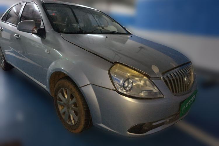 Used Buick Excelle 2013 1.5L Manual Classic Model Front Right 45 Deg